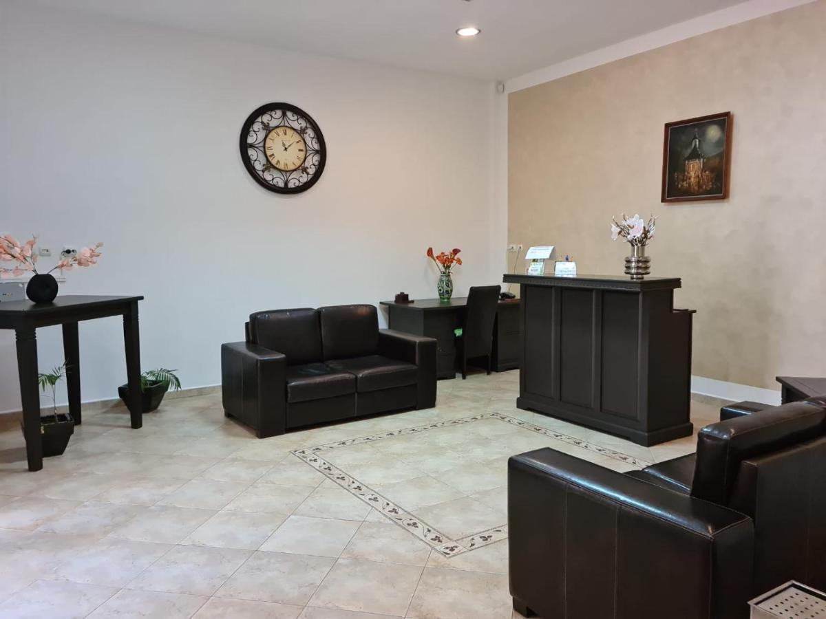Ramona Hotel Gura Humorului Luaran gambar