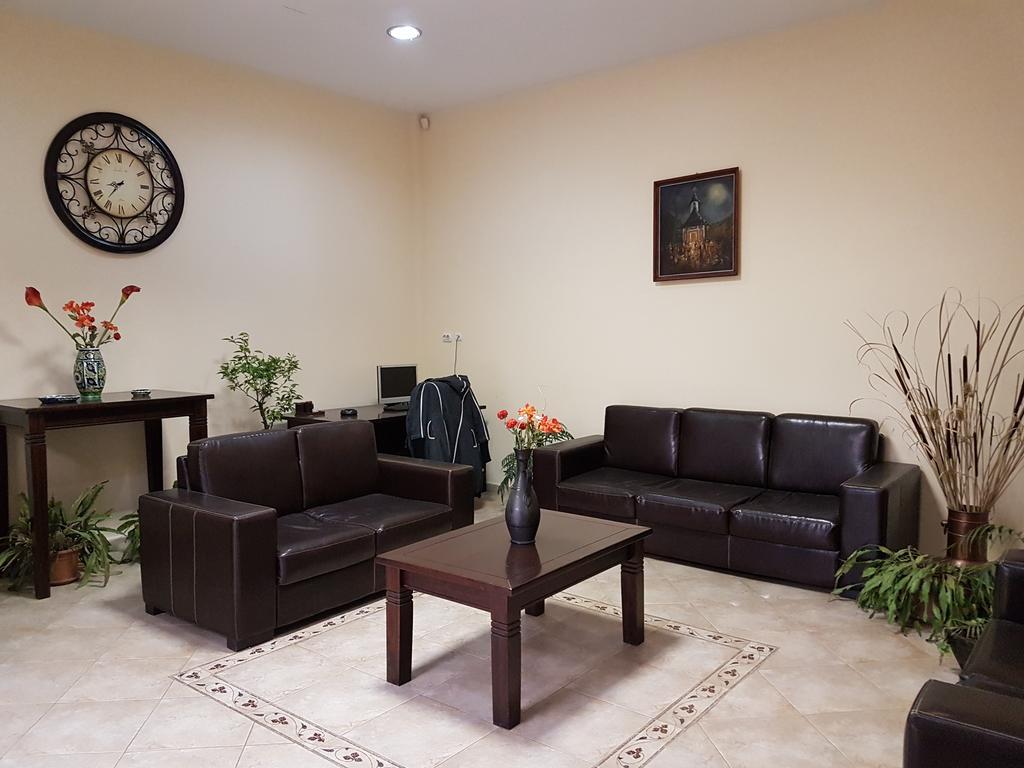 Ramona Hotel Gura Humorului Luaran gambar