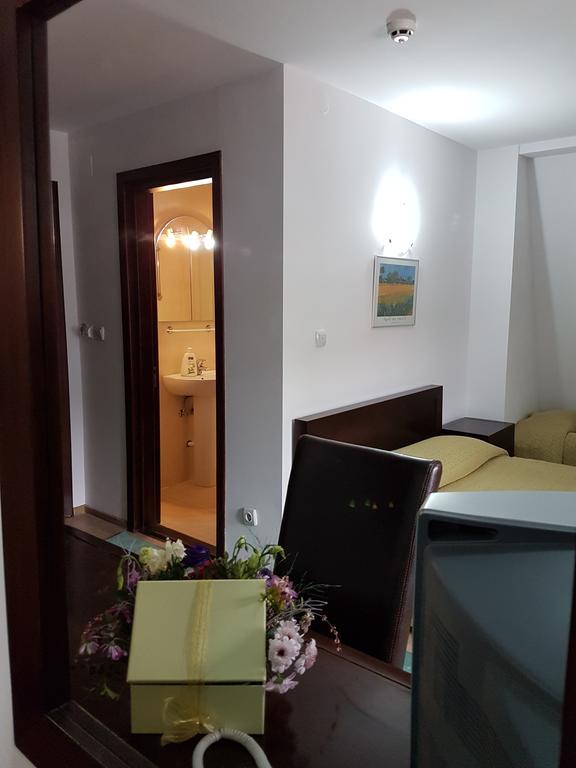 Ramona Hotel Gura Humorului Luaran gambar